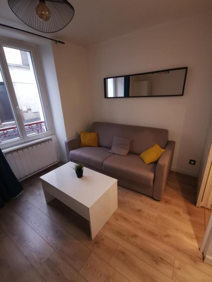 Appartement Au Coeur De La Ville De Taverny Exterior photo
